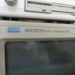 DATA GENERATOR・テクトロニクス・DG2030（M210320A05）