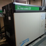 オイルフリースクリュー圧縮機（コンプレッサー）・日立・DSP-37VW