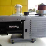 ロータリーポンプ（油回転真空ポンプ）・アルバック（Ulvac）・GHD-030